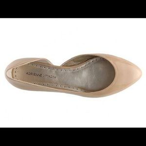 NIB Adrienne Vittadini nude patent leather flats